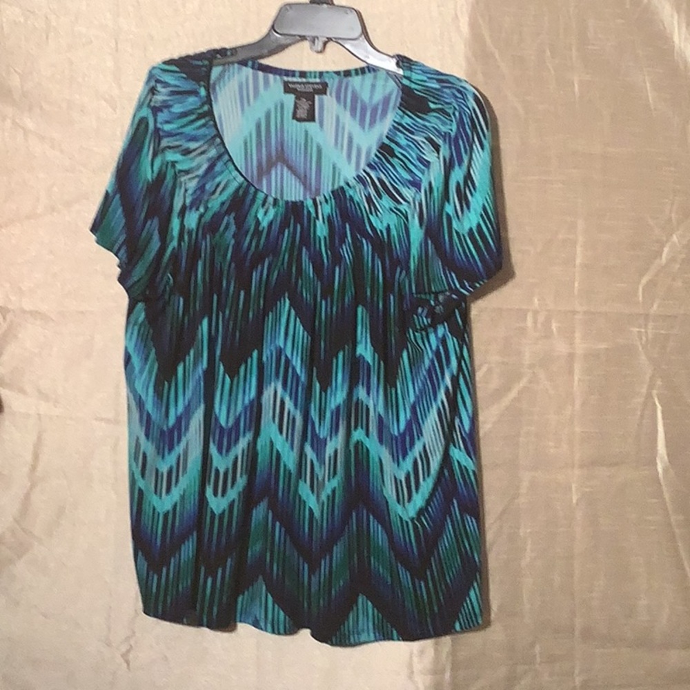 Valerie Stevens Graphic Blue and Black Short Sleeve Blouse